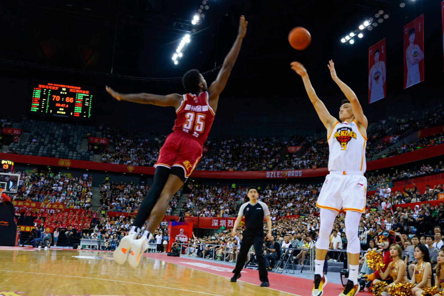 国王力克山东队，东契奇关键制胜