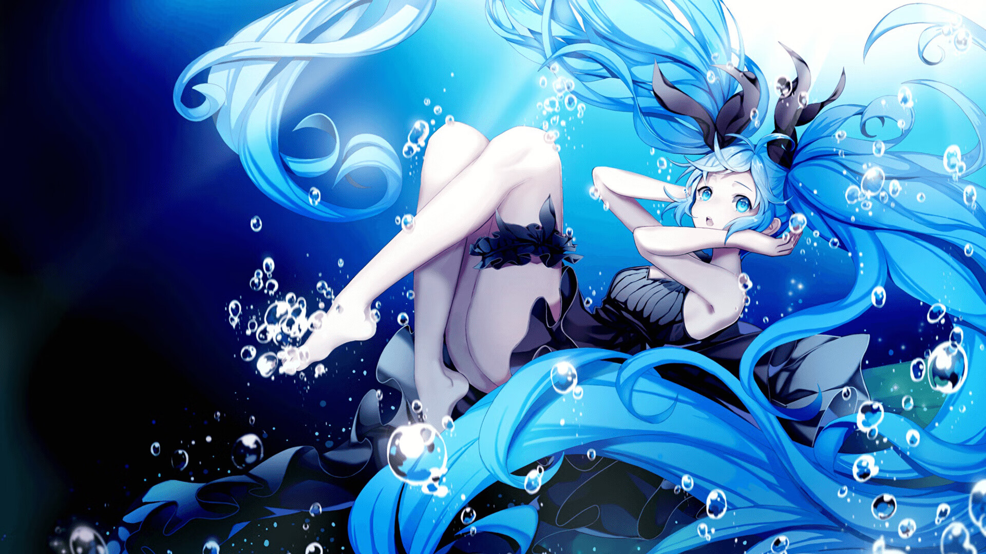 钢铁洪流的阴影下，维斯塔潘以孤勇重写F1的胜负哲学