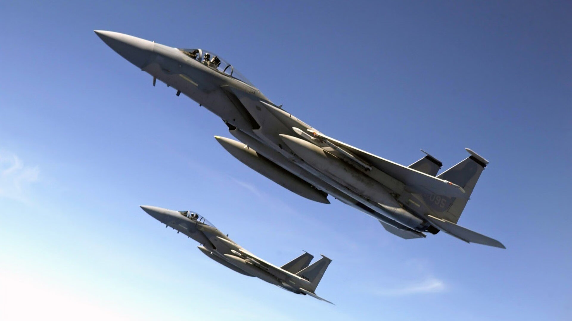 蓝色幽灵鏖战红色帝国，佩雷兹于乱局中写下新传奇