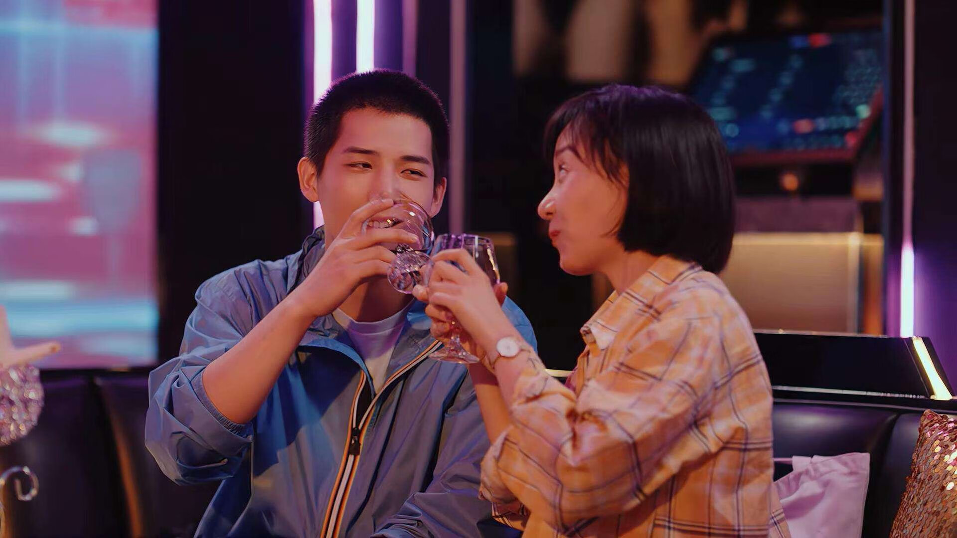 丹佛东征，当约基奇在西部制造杀伤时，一个关乎篮球本质的信号正穿透东决之夜